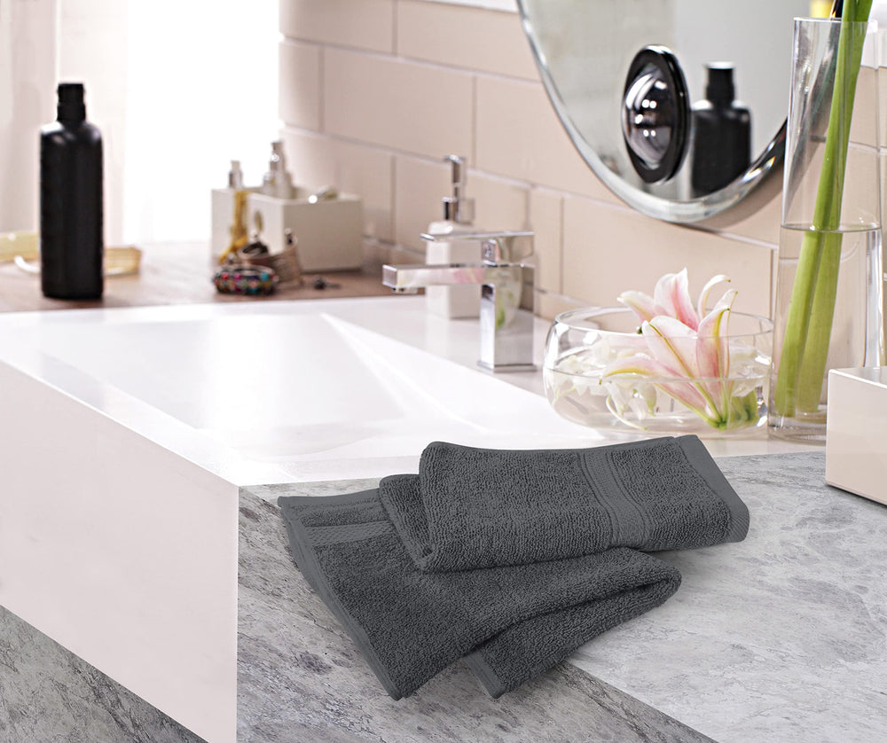Utopia Towels en uso secando manos, confort y eficacia diaria