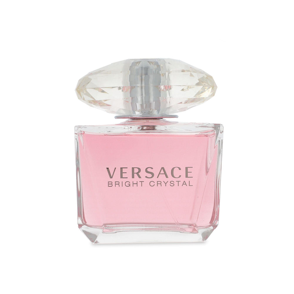 Versace Bright Crystal primer plano del relieve del vidrio y tapa refinada