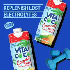 Vita Coco envase en mano para escala, práctico para llevar y consumir en movimiento