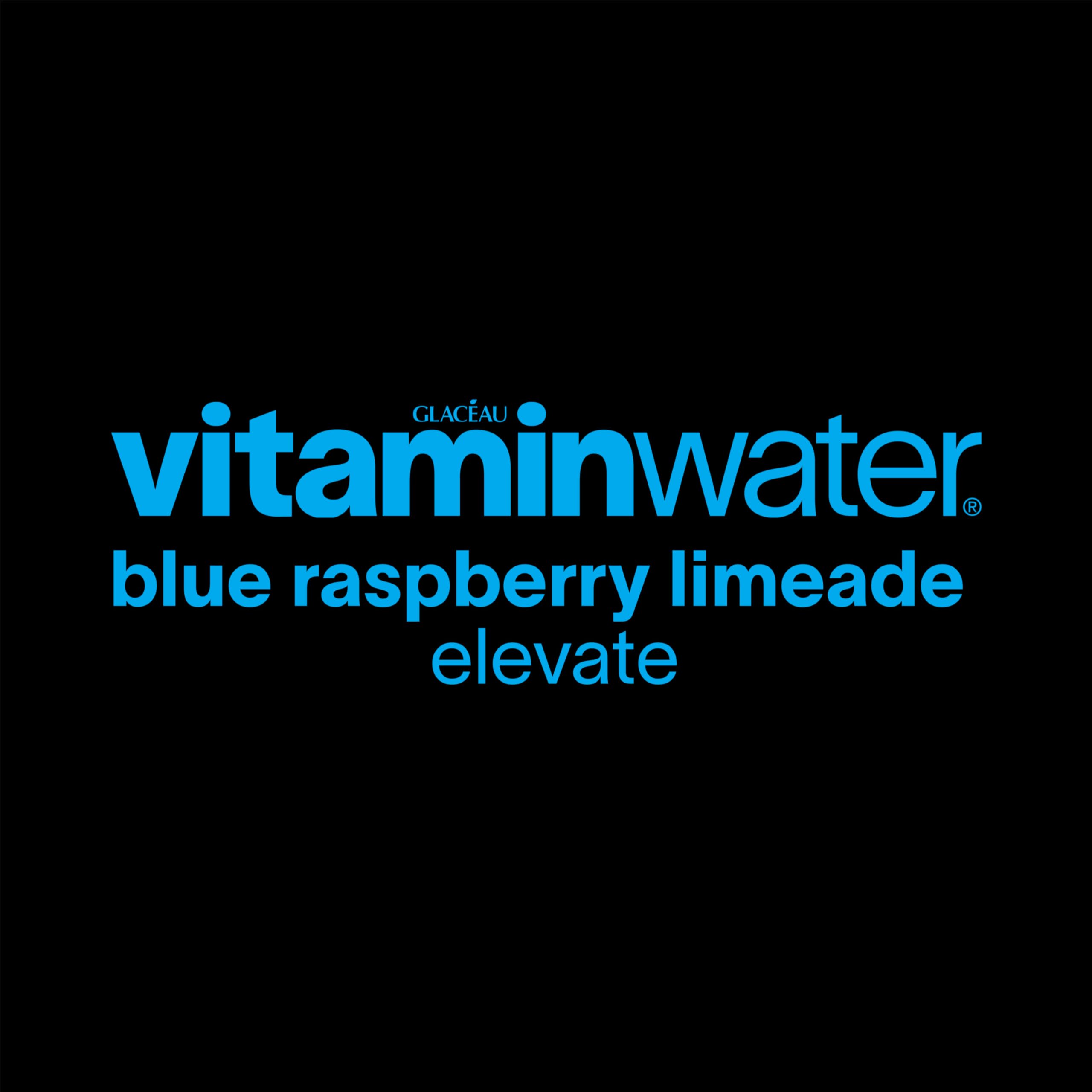 vitaminwater líquido azul brillante mostrando color y apariencia apetecible