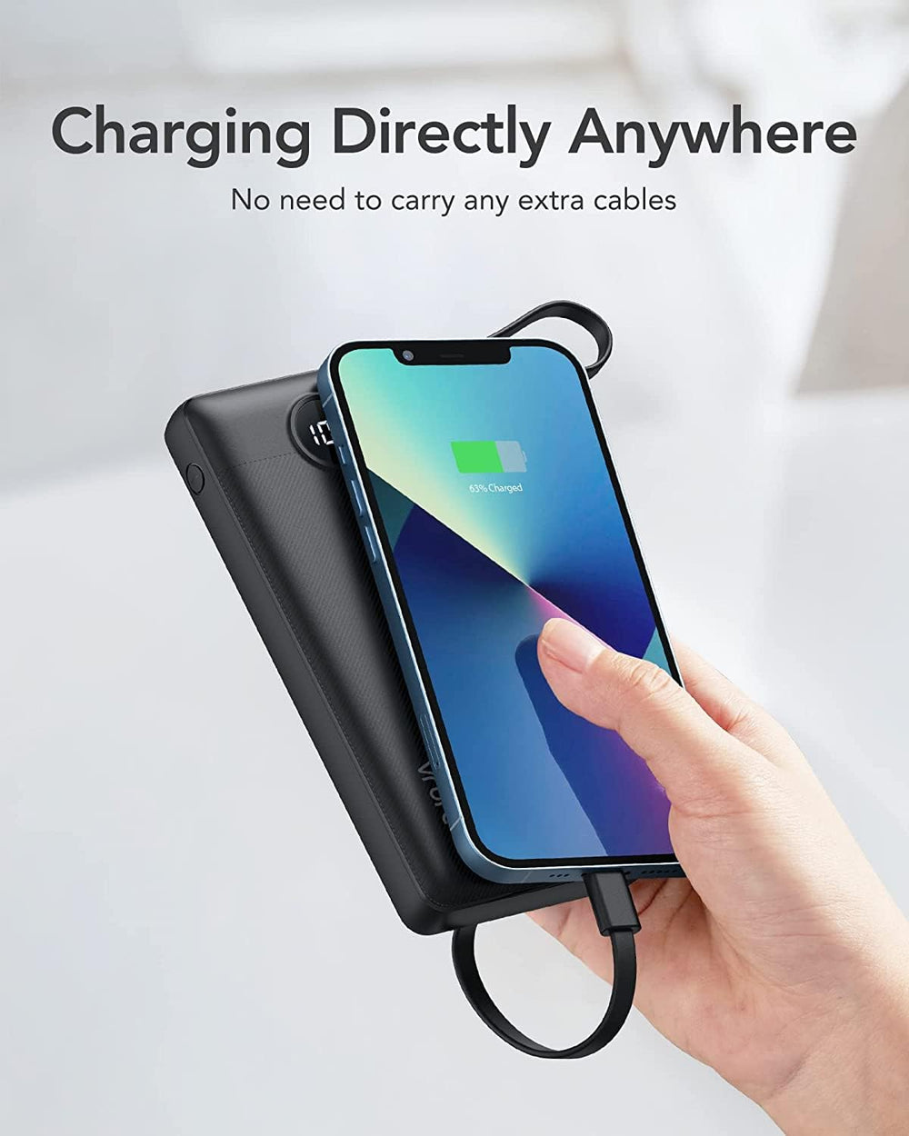 VRURC cargando varios dispositivos simultáneamente para compartir energía con confianza