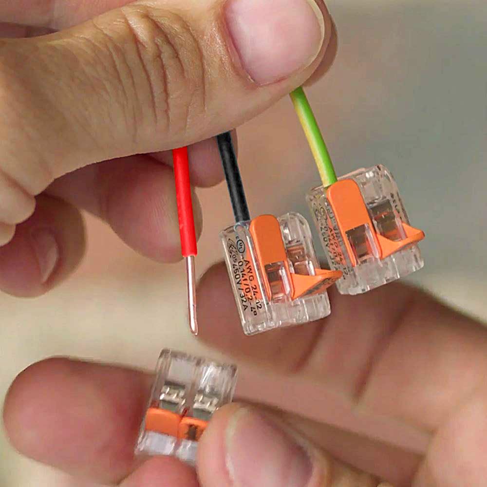 Peppy Products WAGO 221 demostración en mano conectando cables de cobre rápidamente