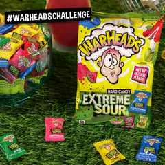 Warheads bolsa junto a objeto cotidiano para comparar tamaño portátil