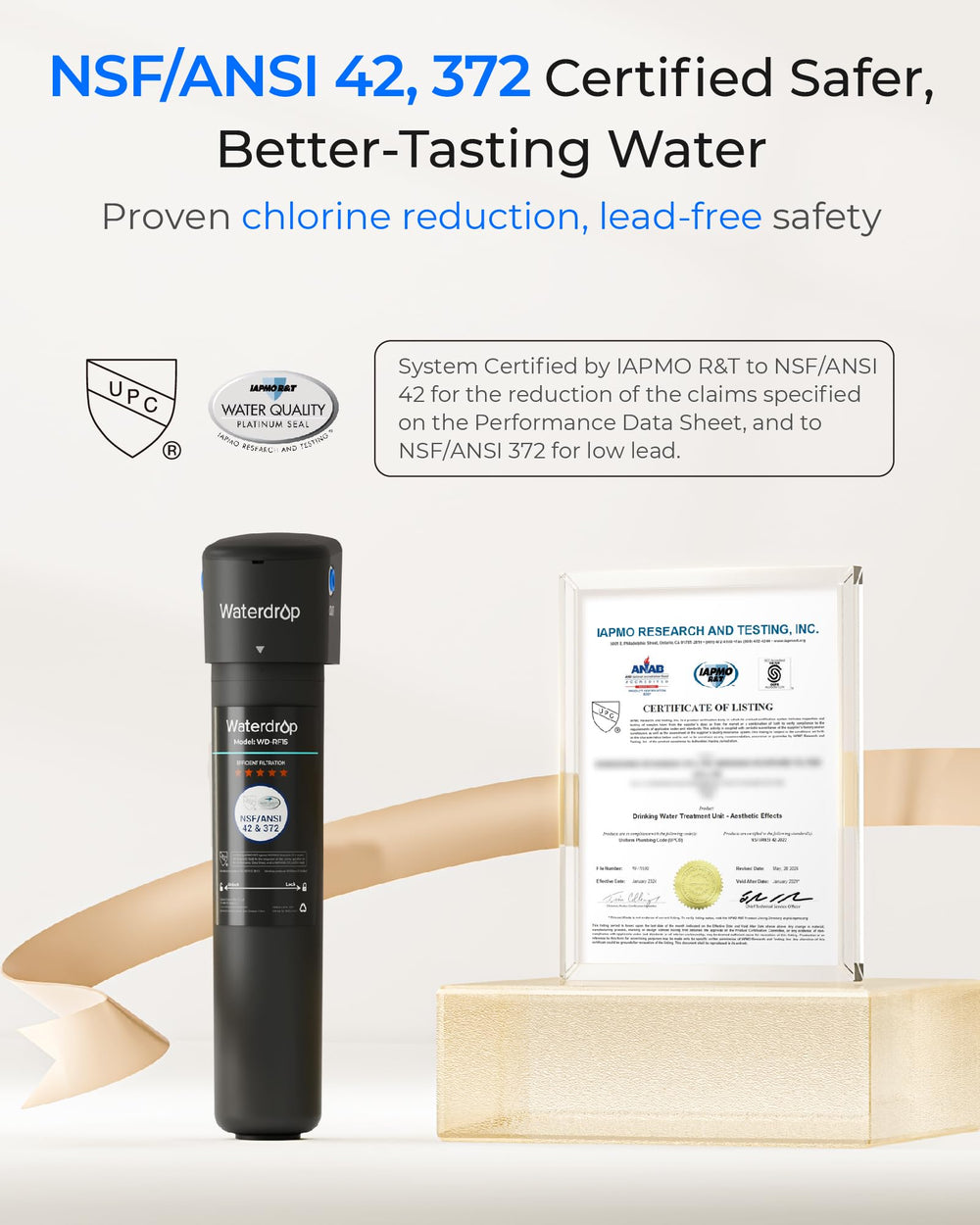 Waterdrop filtro instalado bajo fregadero demostrando uso cotidiano seguro