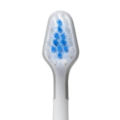 Waterpik close-up de cerdas alto-bajo para mejor eliminación de placa