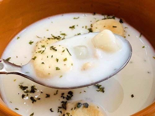 Westminster Bakers Company oyster crackers en tazón con sopa, mejora la experiencia del plato