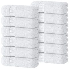 White Classic paquete frontal de 12 toallas mostrando orden y calidad