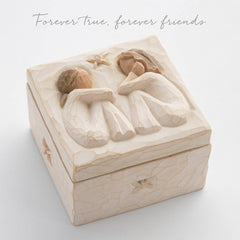 Willow Tree caja abierta con joyas dentro para organizar recuerdos personales