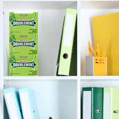 Wrigley's Doublemint sobre en mochila útil para llevar y compartir