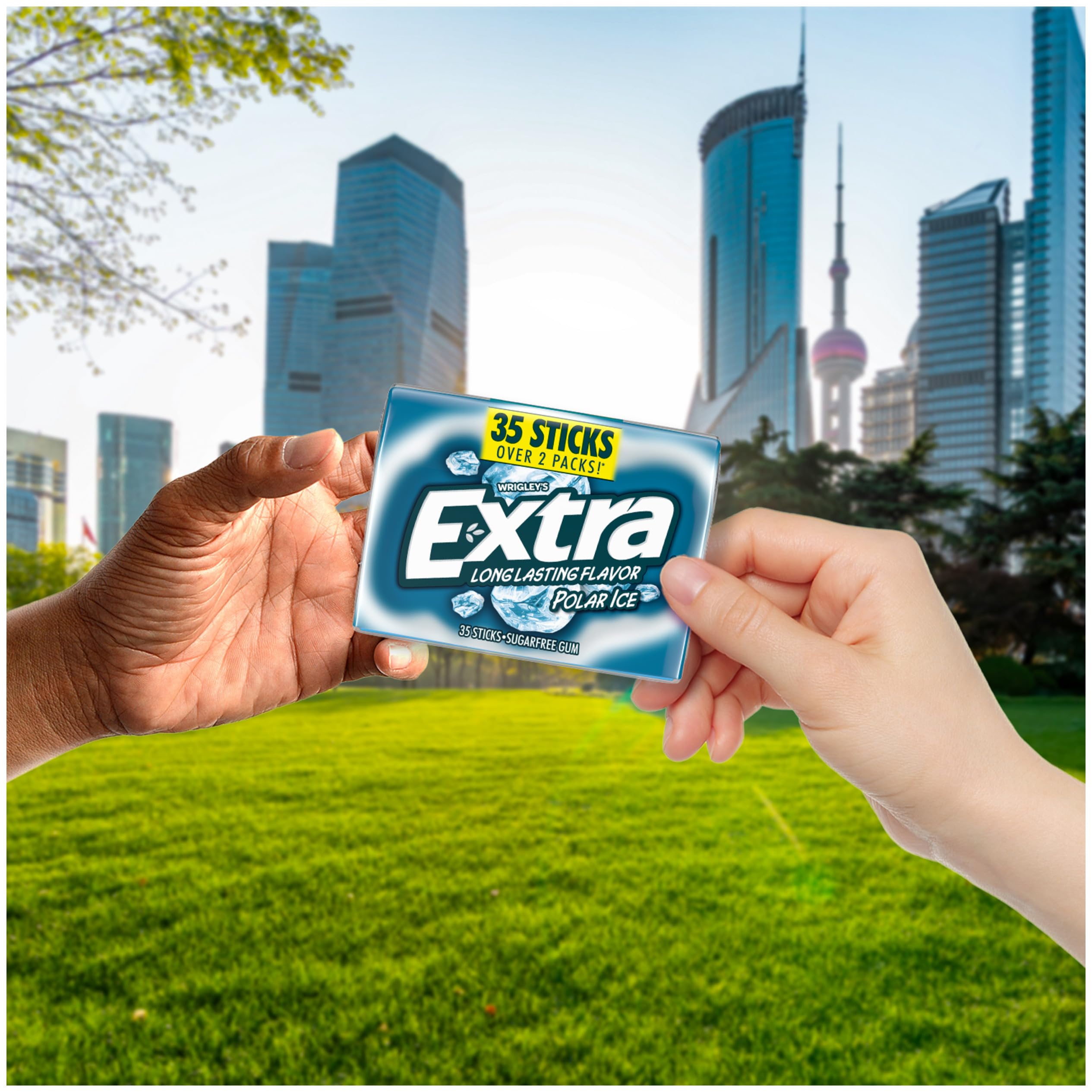WRIGLEY'S EXTRA pack abierto con varias tiras visibles, fácil reparto
