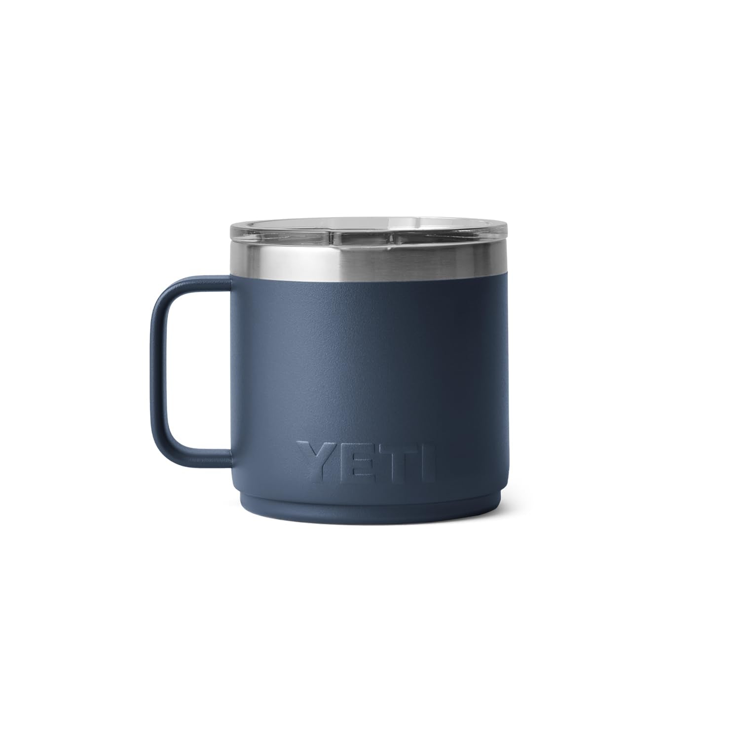 YETI Rambler apiladas en cocina ahorro de espacio organizado