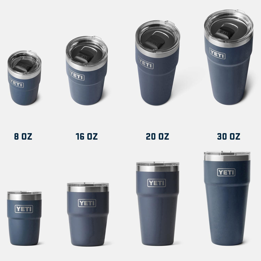 YETI Rambler 16 oz comparación de tamaño frente a una taza estándar práctico