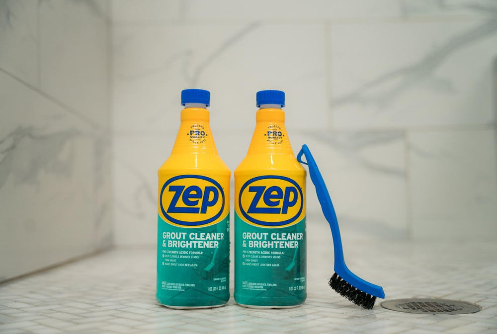 Zep comparación antes y después que muestra lechada aclarada