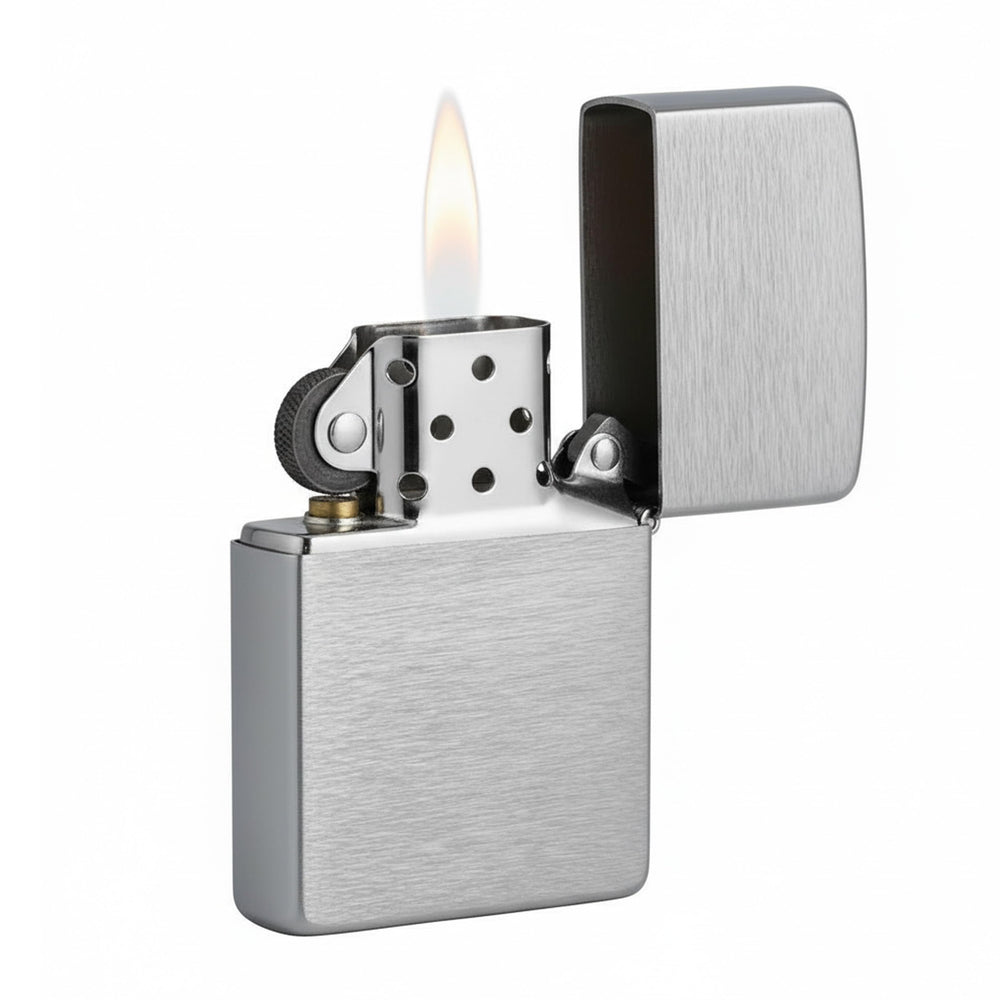 Zippo frente con acabado cepillado mostrando elegancia y durabilidad